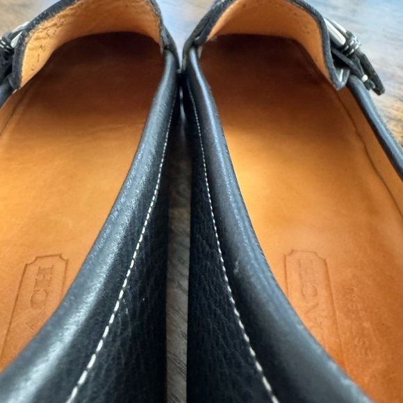 Coach Woman’s 9.5 Black Leather Loafers with Silver Accents - Picture 8 of 13